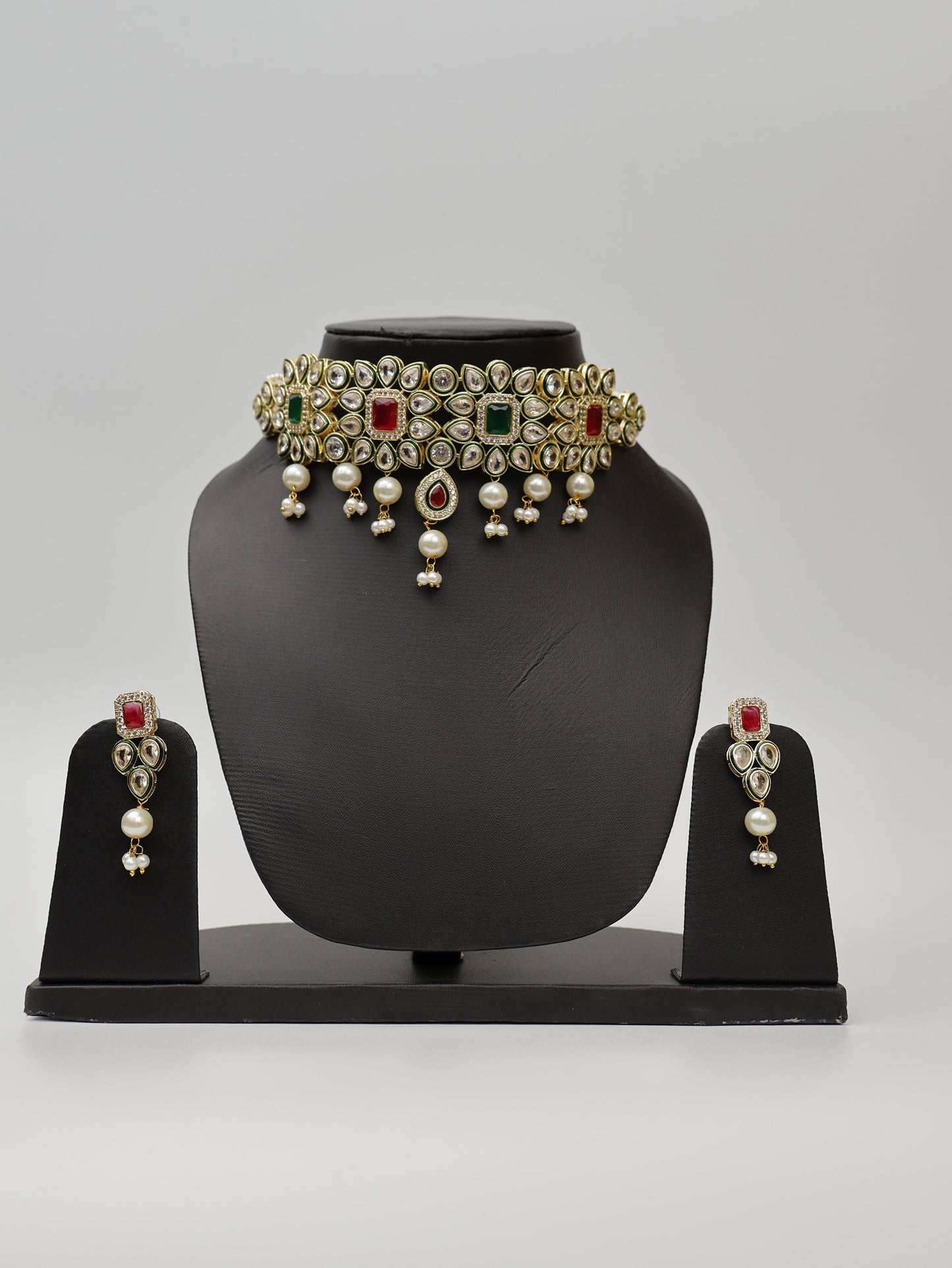 Red and Green Necklace Set